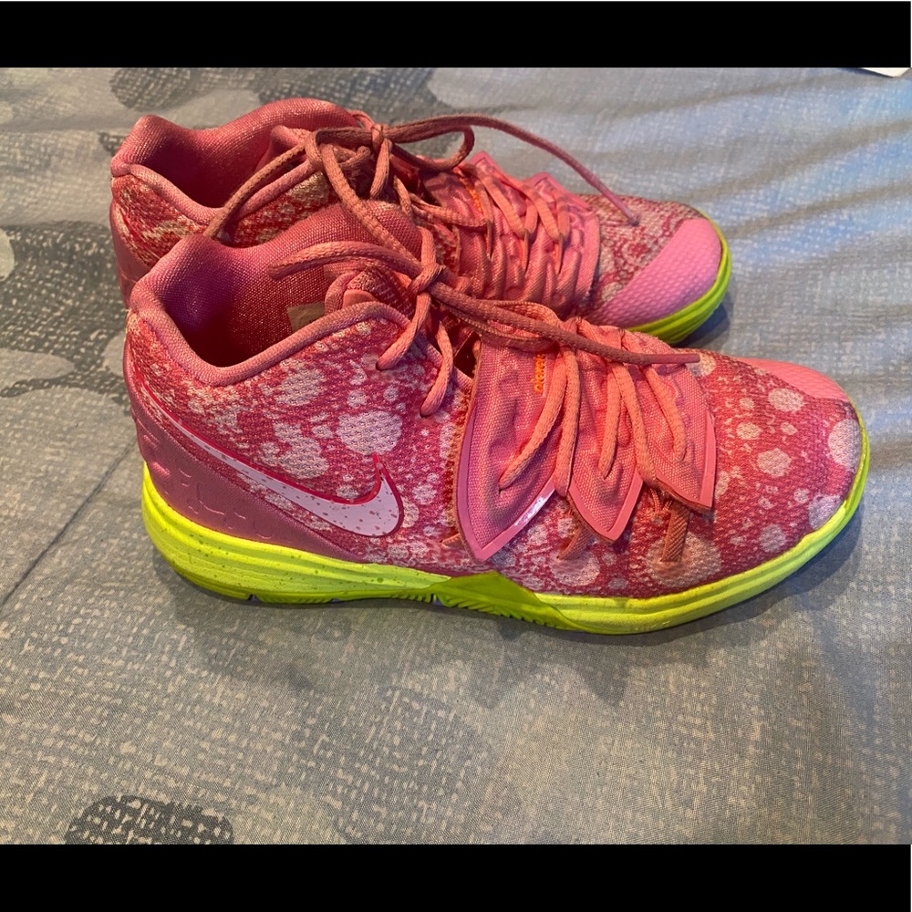 Gently Worn Nike Kyrie Irving Patrick’s